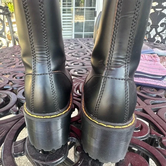 New! Dr. Martens Leona Boot Size 5 - Picture 9 of 13